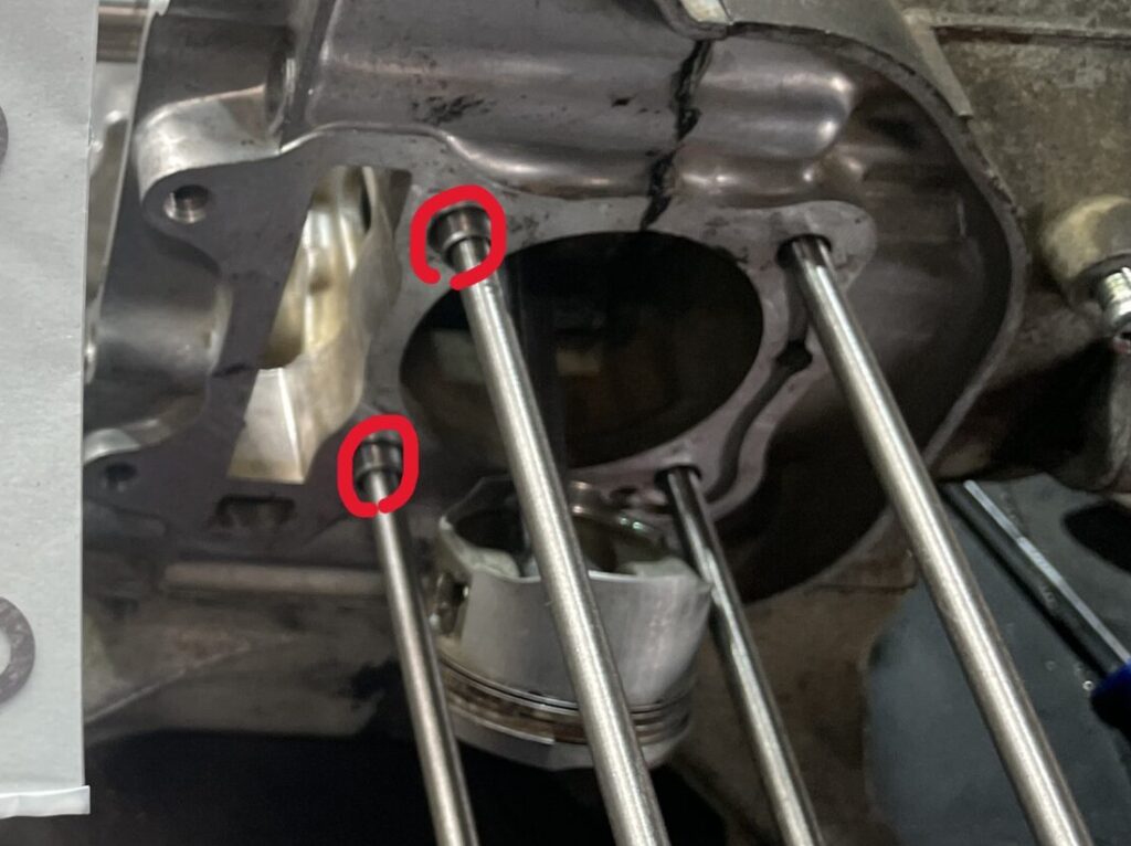 A409エンジンノックピン