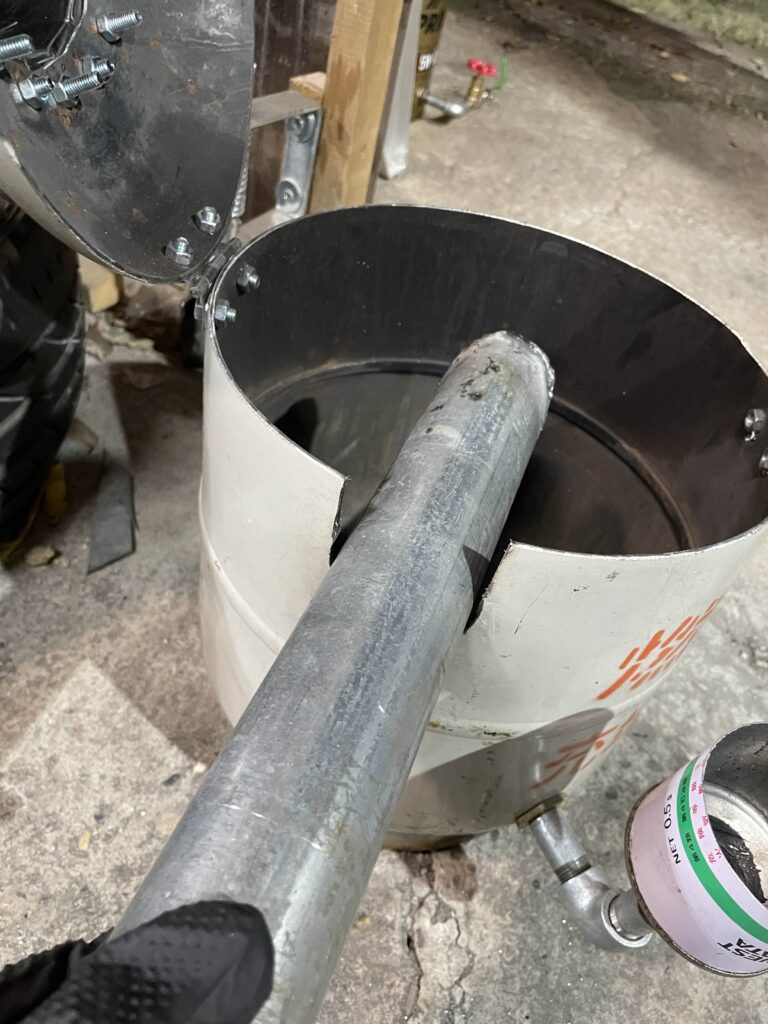 廃油ストーブ本体の制作過程